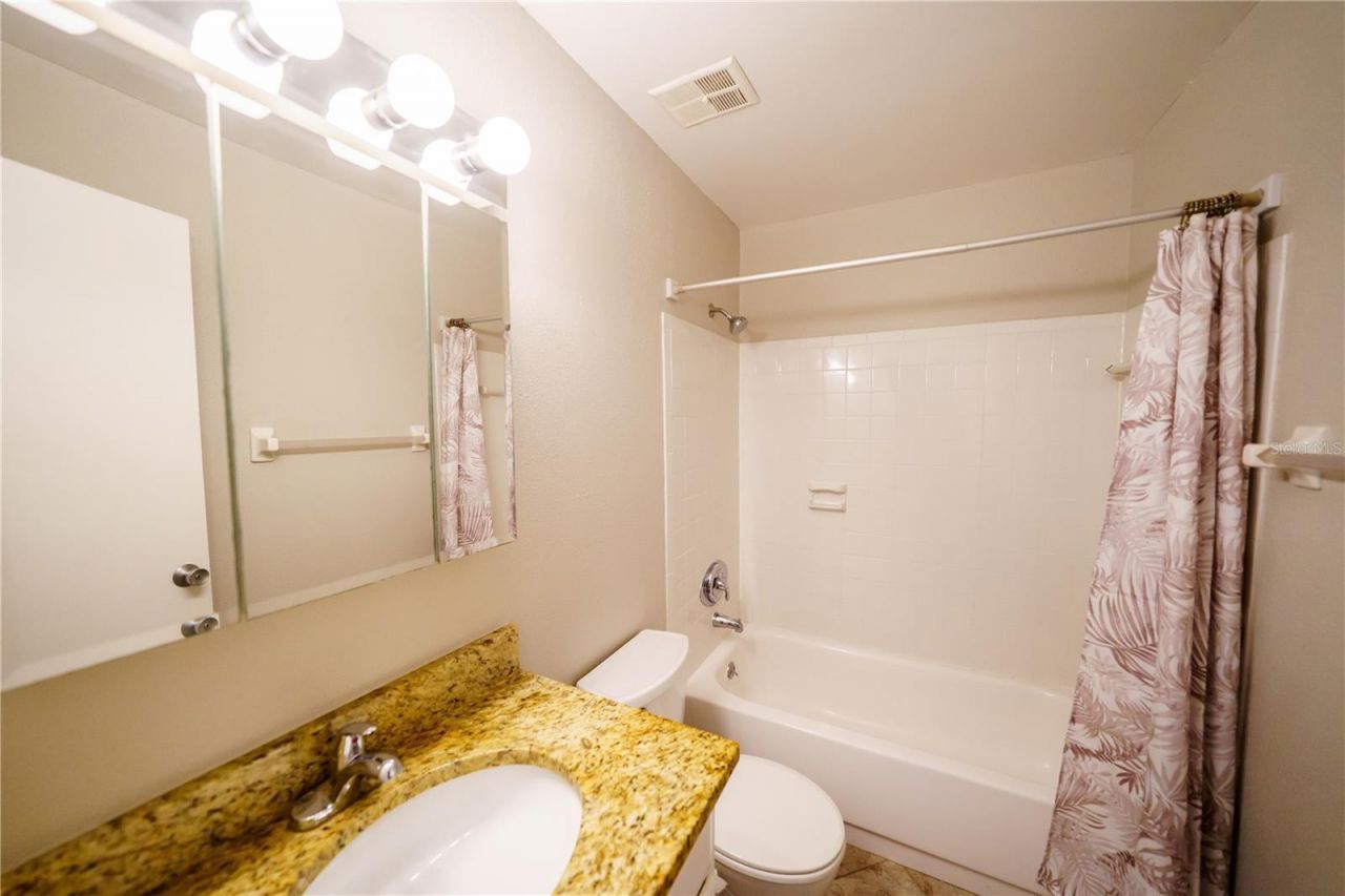2609 Pine Lake Terrace, Unit D, Sarasota, FL 34237 Photo