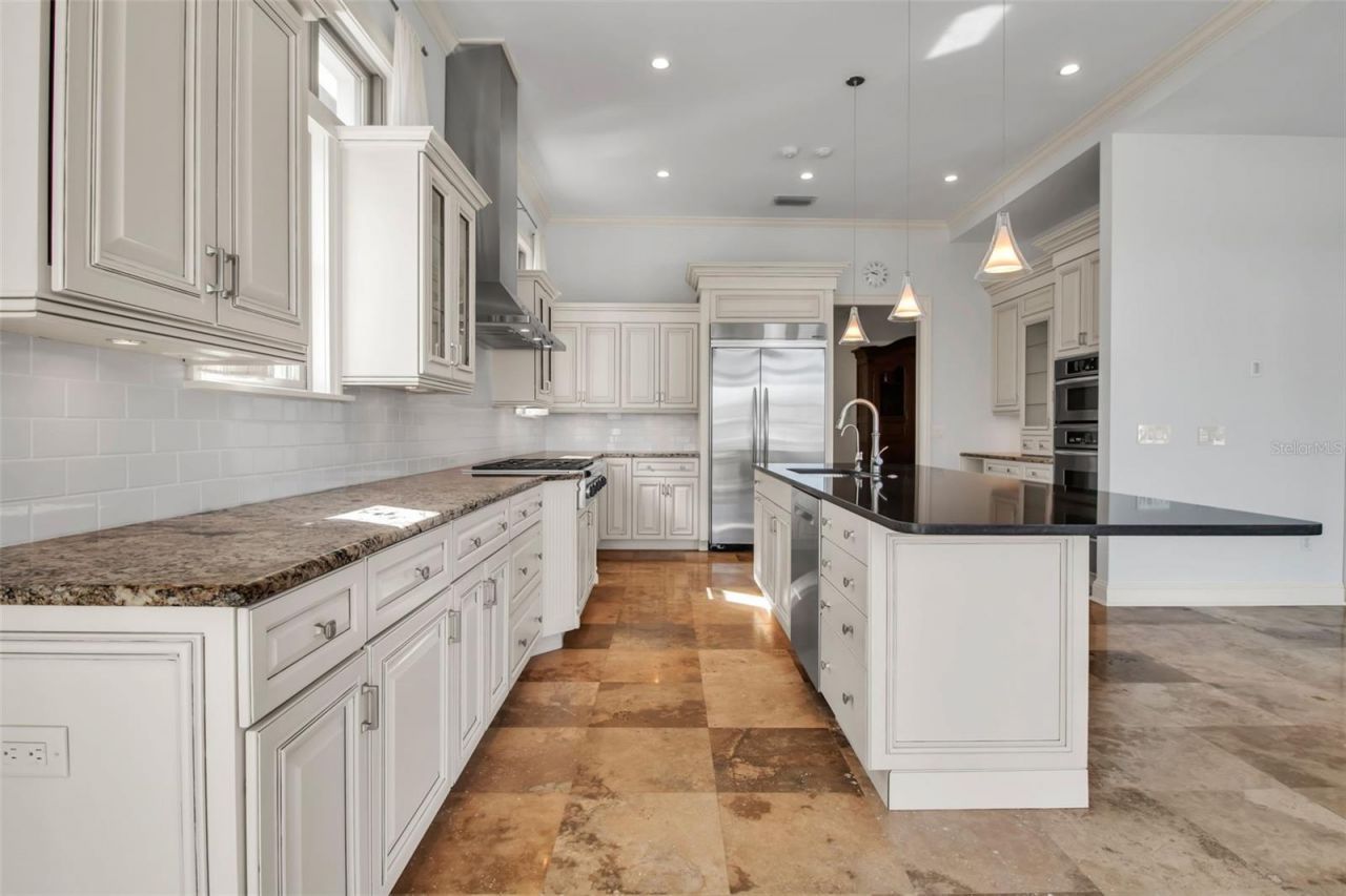 1389 Tangier Way, Sarasota, FL 34239 Photo