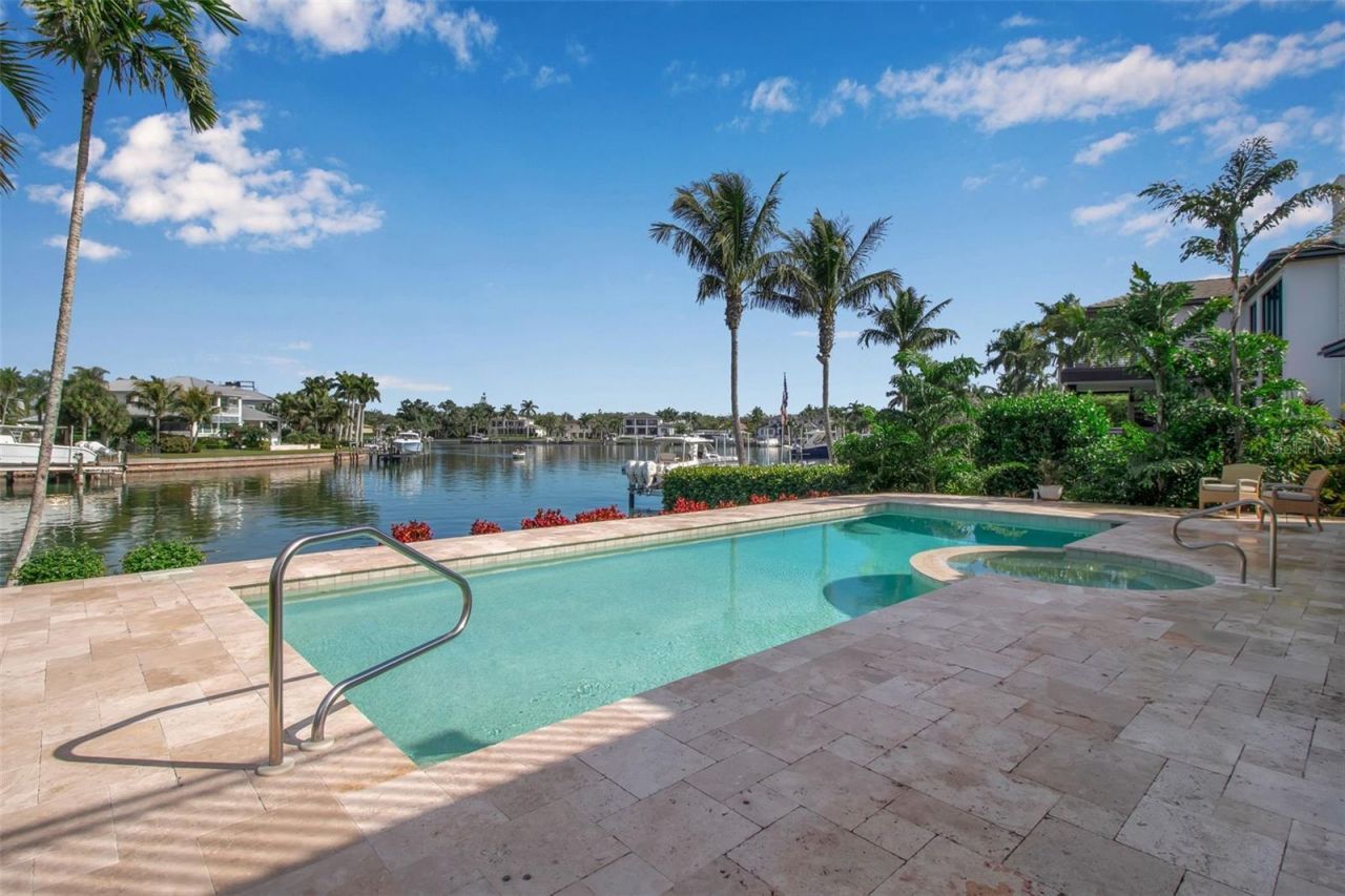 1389 Tangier Way, Sarasota, FL 34239 Photo