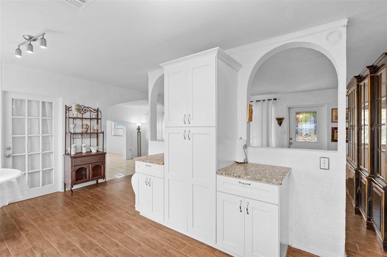 755 43rd Street N, Saint Petersburg, FL 33713 Photo