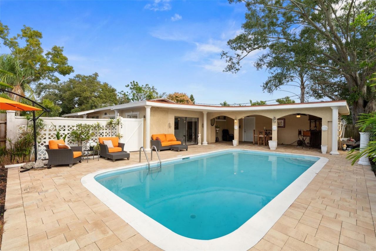 755 43rd Street N, Saint Petersburg, FL 33713 Photo