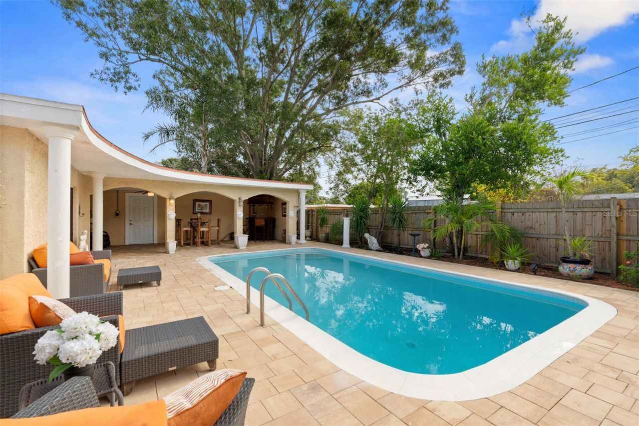 755 43rd Street N, Saint Petersburg, FL 33713 Photo