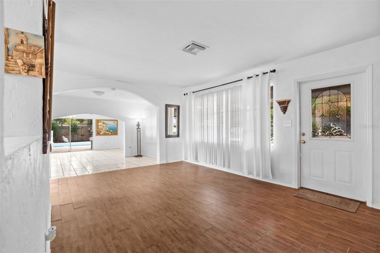 755 43rd Street N, Saint Petersburg, FL 33713 Photo