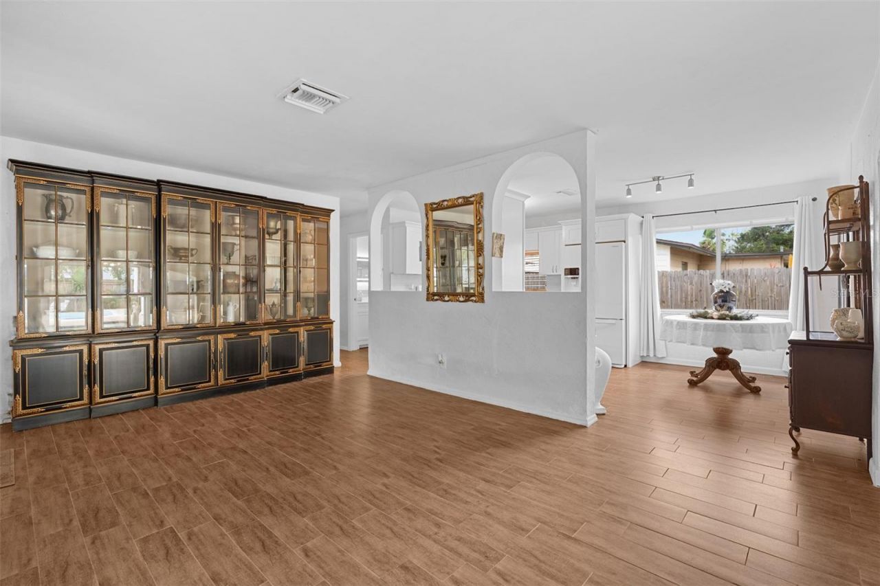 755 43rd Street N, Saint Petersburg, FL 33713 Photo