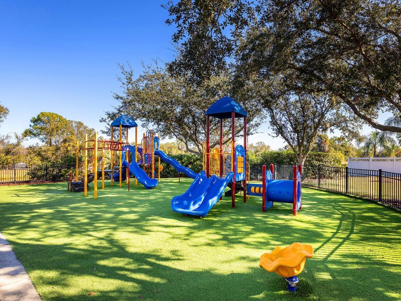 8318 Planters Knoll Terrace, Bradenton, FL 34201 Photo