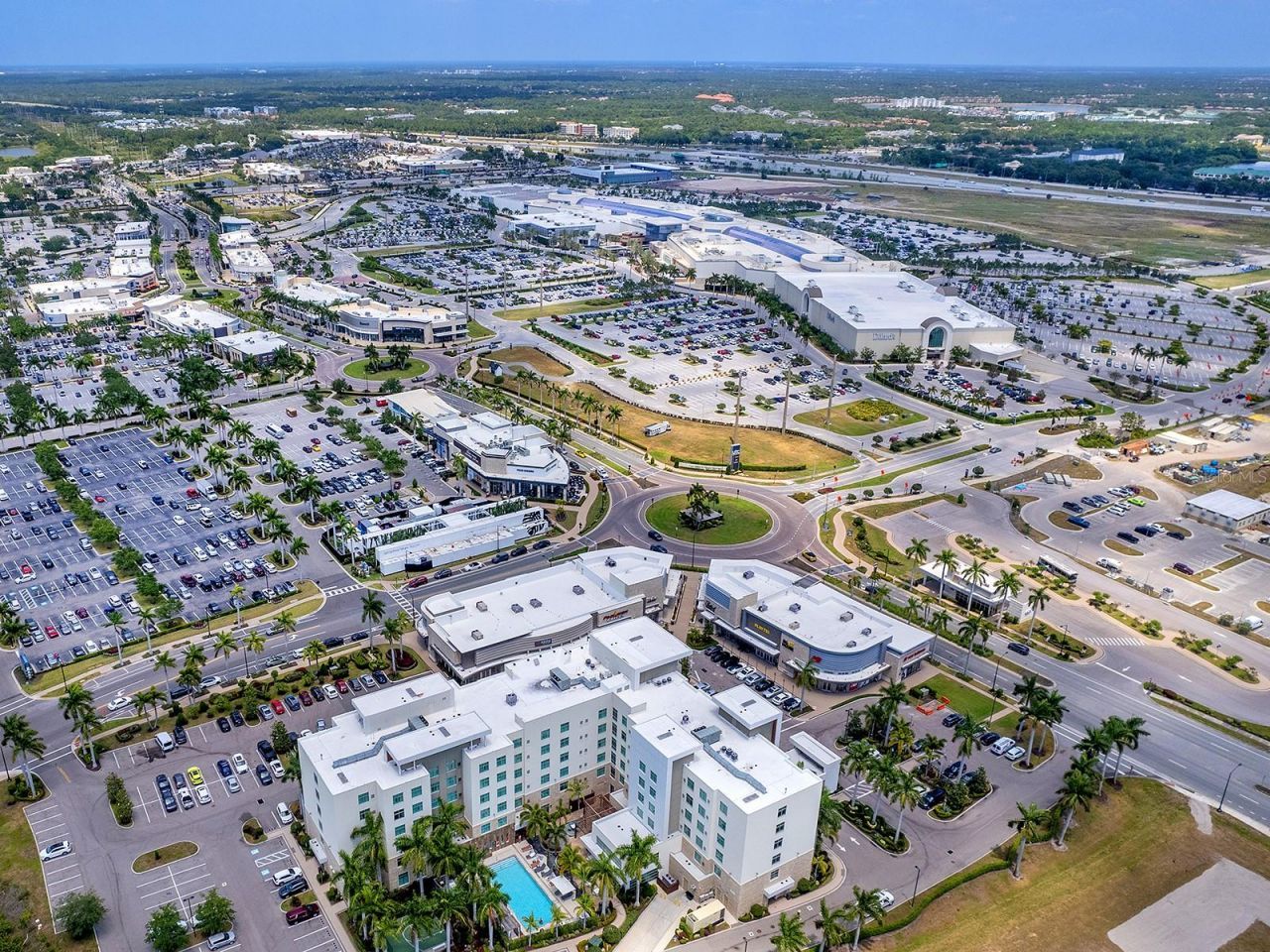 8318 Planters Knoll Terrace, Bradenton, FL 34201 Photo