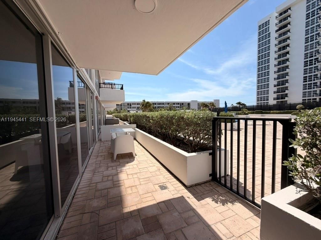 531 N Ocean Blvd, Unit 404, Pompano Beach, FL 33062 Photo