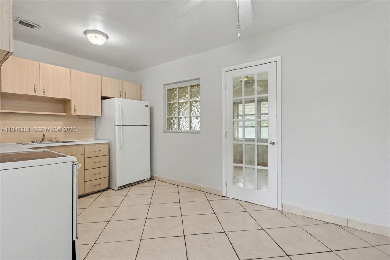 6550 SW 30th St, Miramar, FL 33023 Photo