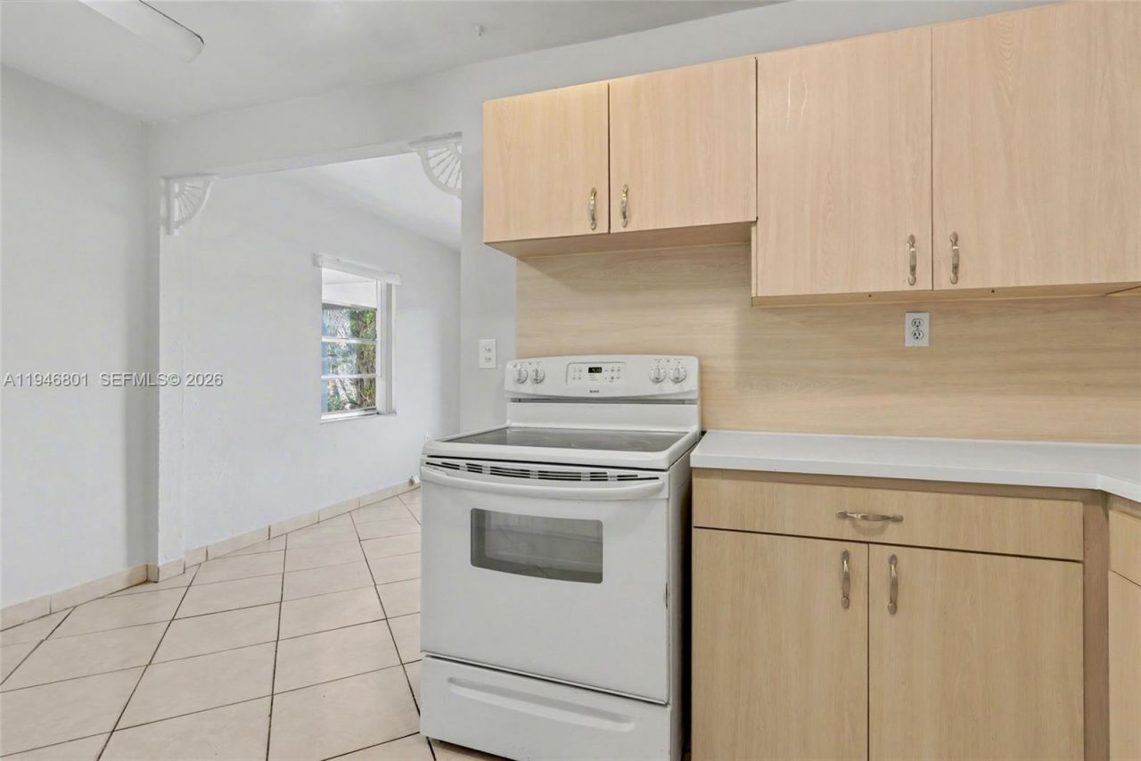 6550 SW 30th St, Miramar, FL 33023 Photo