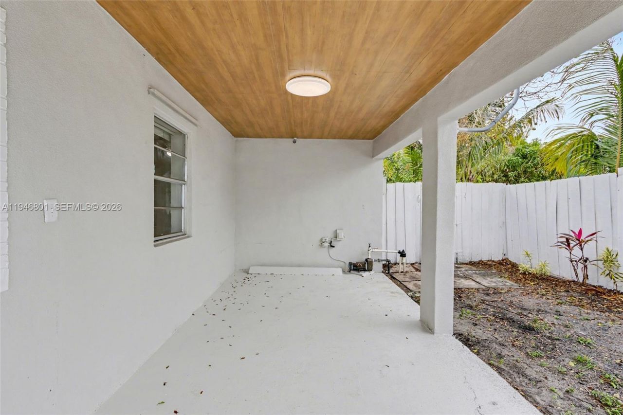 6550 SW 30th St, Miramar, FL 33023 Photo