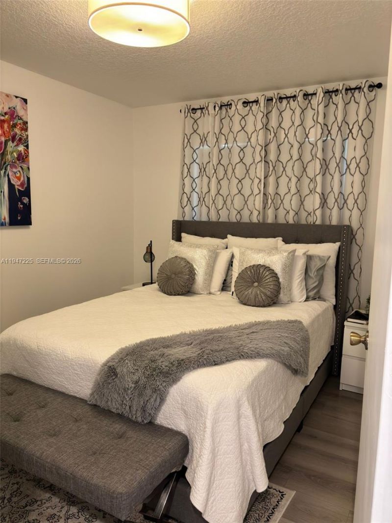 20810 San Simeon Way, Unit 109, Miami, FL 33179 Photo