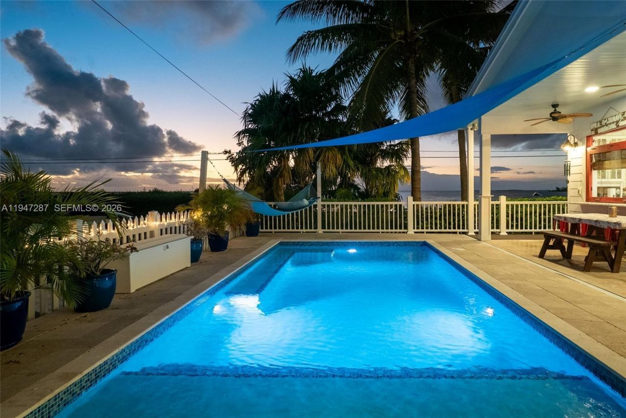 65 Tarpon Ave, Key Largo, FL 33037 Photo