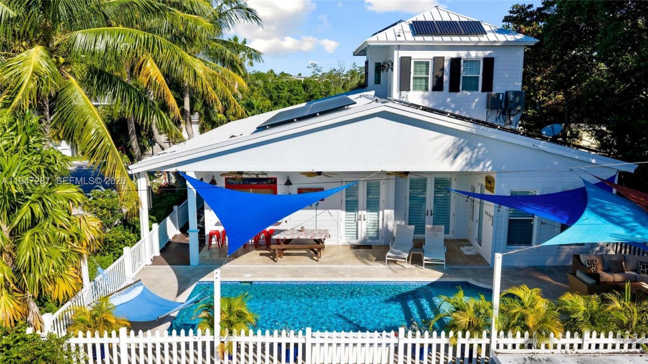 65 Tarpon Ave, Key Largo, FL 33037 Photo