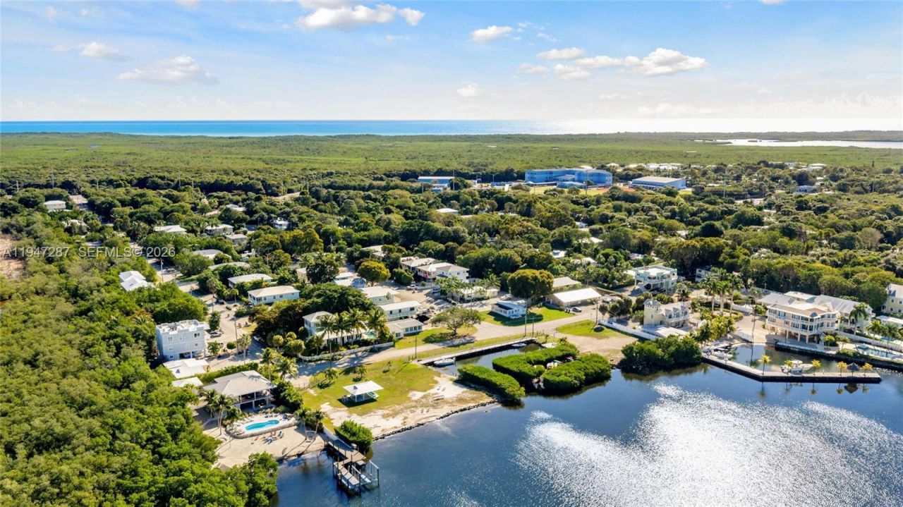 65 Tarpon Ave, Key Largo, FL 33037 Photo