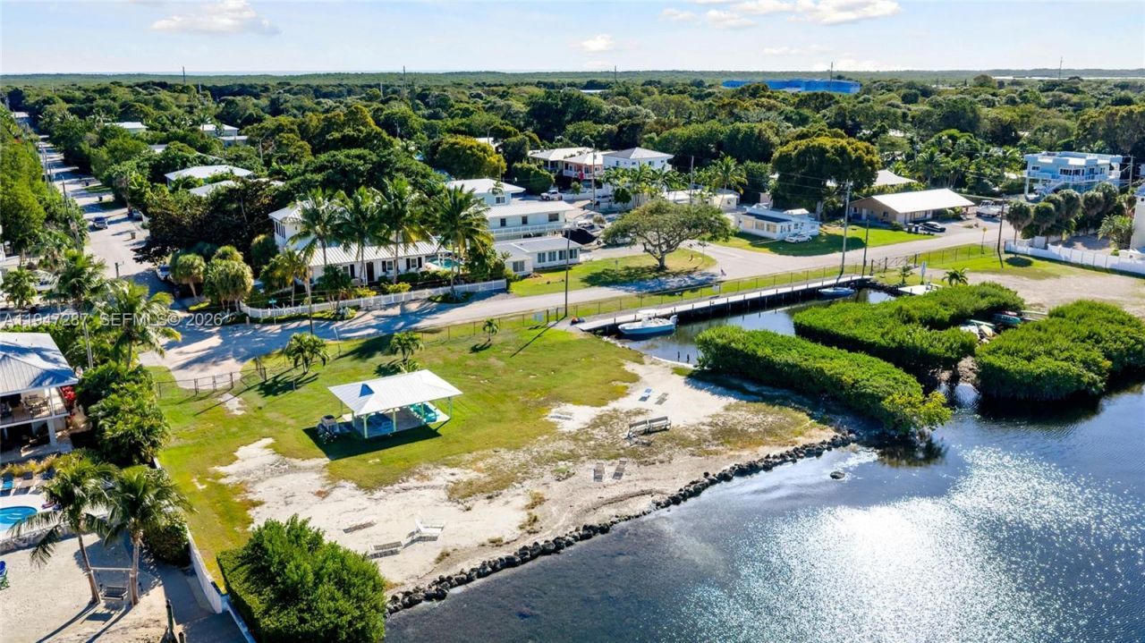 65 Tarpon Ave, Key Largo, FL 33037 Photo