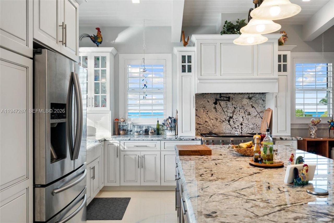 65 Tarpon Ave, Key Largo, FL 33037 Photo