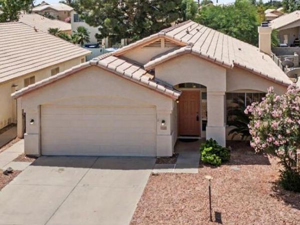 5961 W SARAGOSA Court, Chandler, AZ 85226