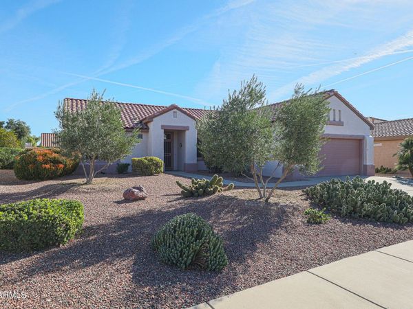 17981 N ADOBE MESA Court, Surprise, AZ 85374