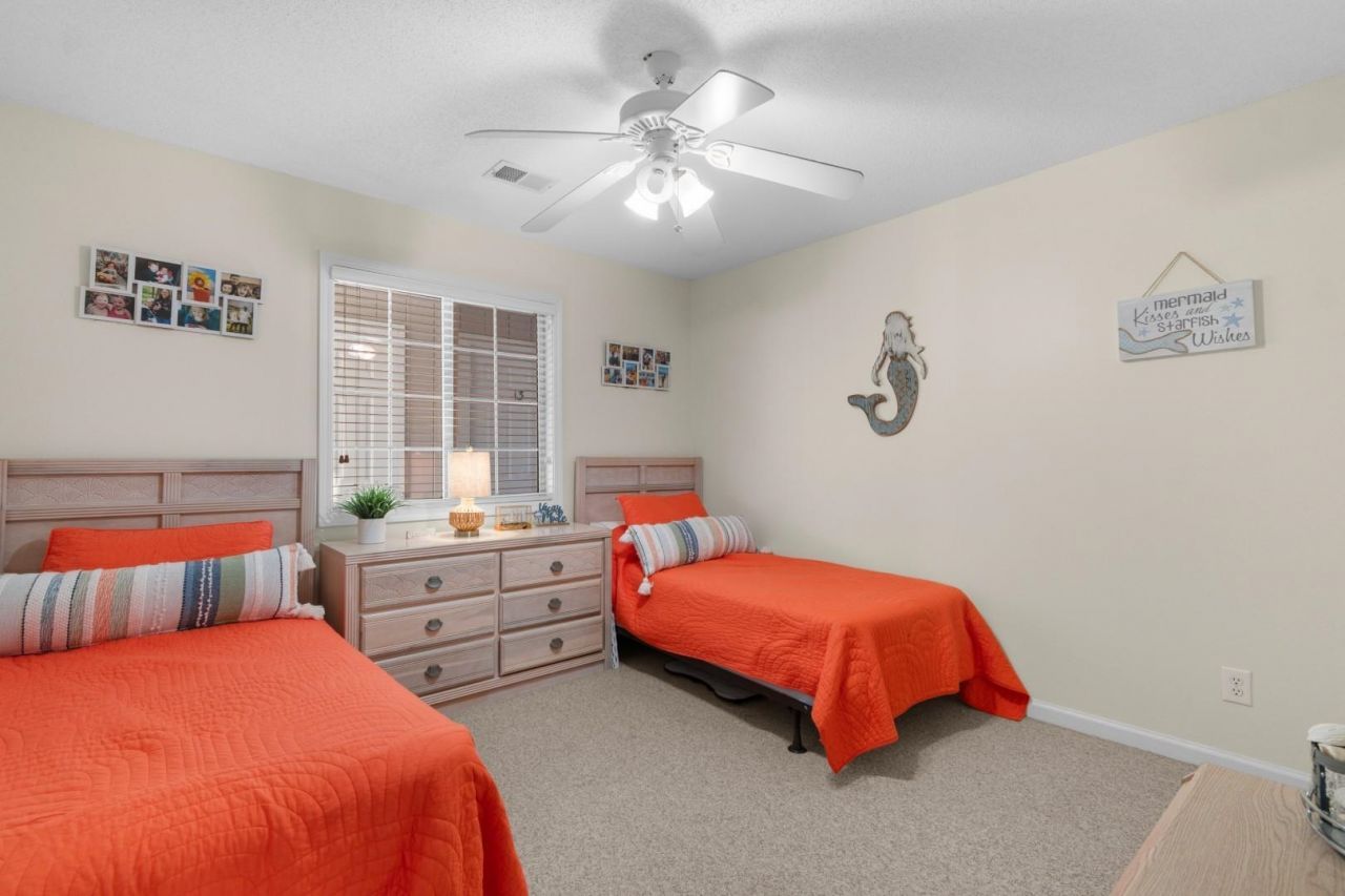 4430 Eastport Blvd. Photo 20