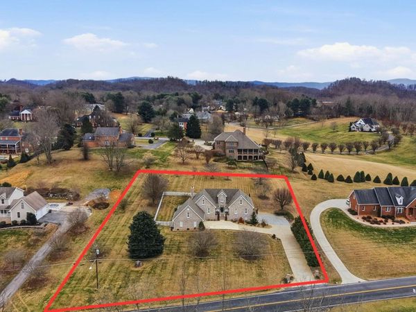 2070 King College Road, Bristol, TN 37620