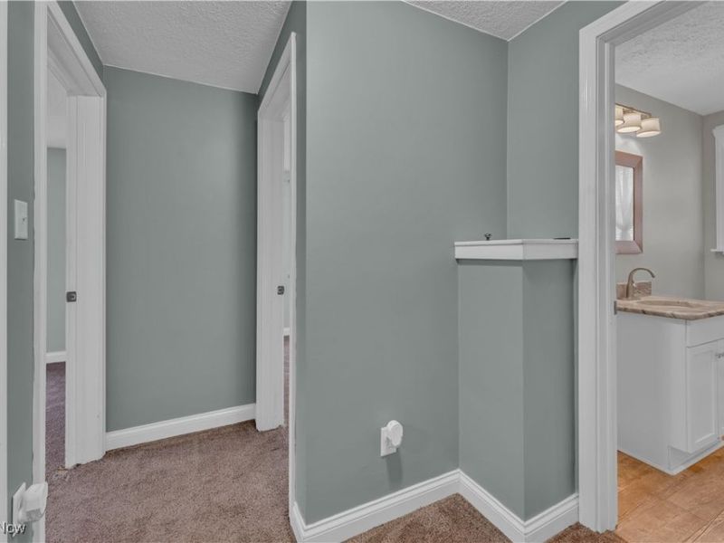 627 Poland Avenue, Struthers, OH 44471 Photo 12