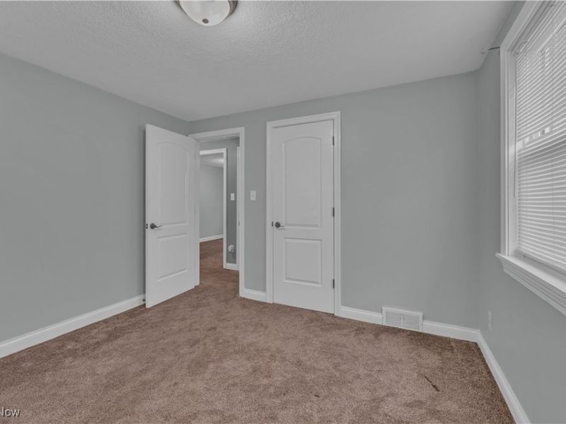 627 Poland Avenue, Struthers, OH 44471 Photo 16