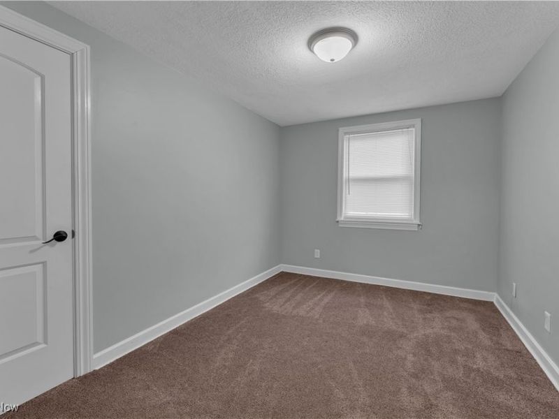 627 Poland Avenue, Struthers, OH 44471 Photo 19