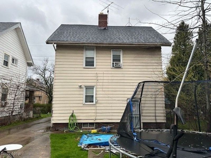 831 London Road, Cleveland, OH 44110 Photo 4