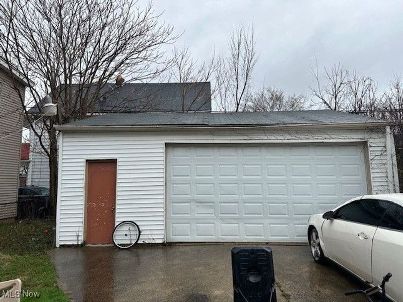 831 London Road, Cleveland, OH 44110 Photo 5