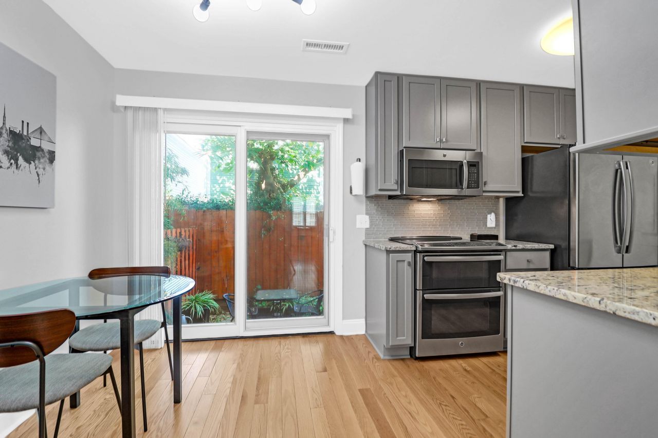 12 George Street Photo 13