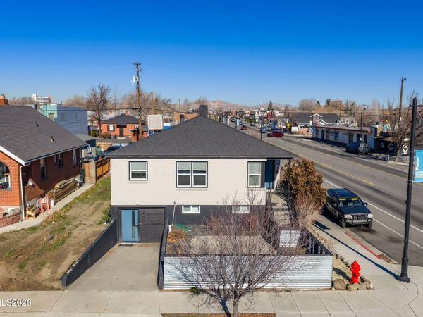 943 S Wells Avenue, Reno, NV 89502