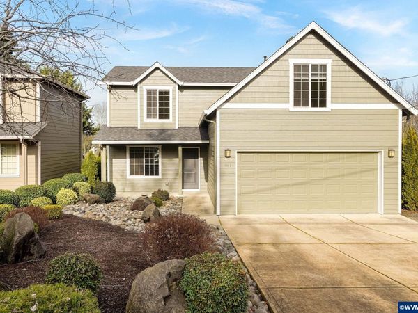 981 Ratcliff Dr SE, Salem, OR 97302