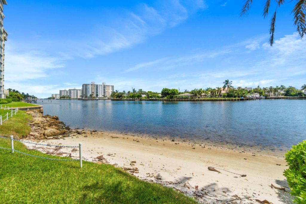 555 SE 6th Avenue, Unit 8d, Delray Beach, FL 33483 Photo