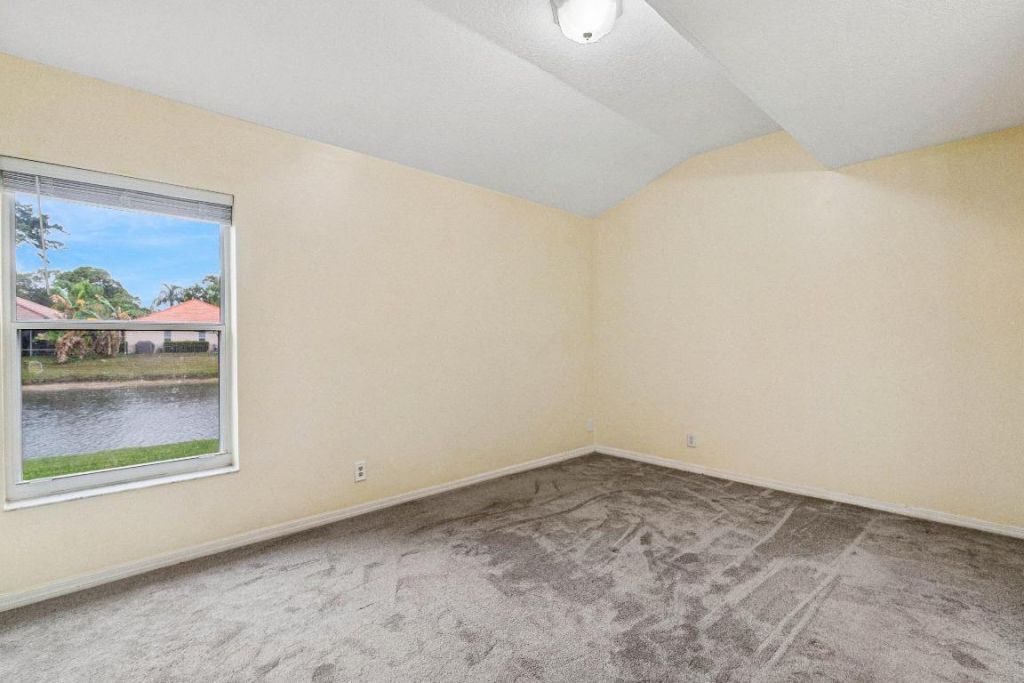 1007 Via Jardin, Riviera Beach, FL 33418 Photo