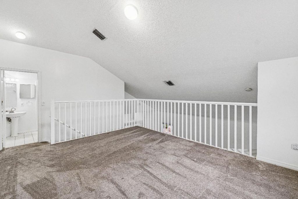 1007 Via Jardin, Riviera Beach, FL 33418 Photo