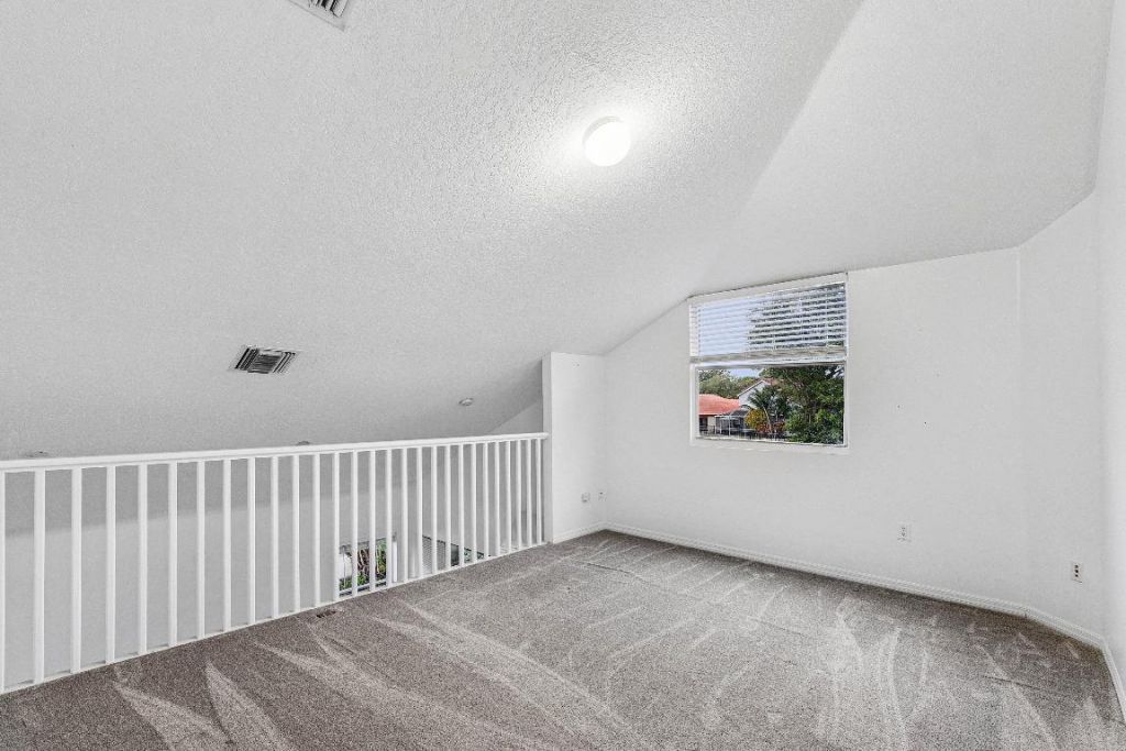 1007 Via Jardin, Riviera Beach, FL 33418 Photo