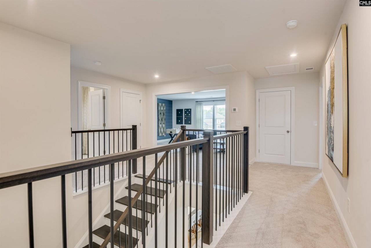 425 Hacienda Court Photo 18