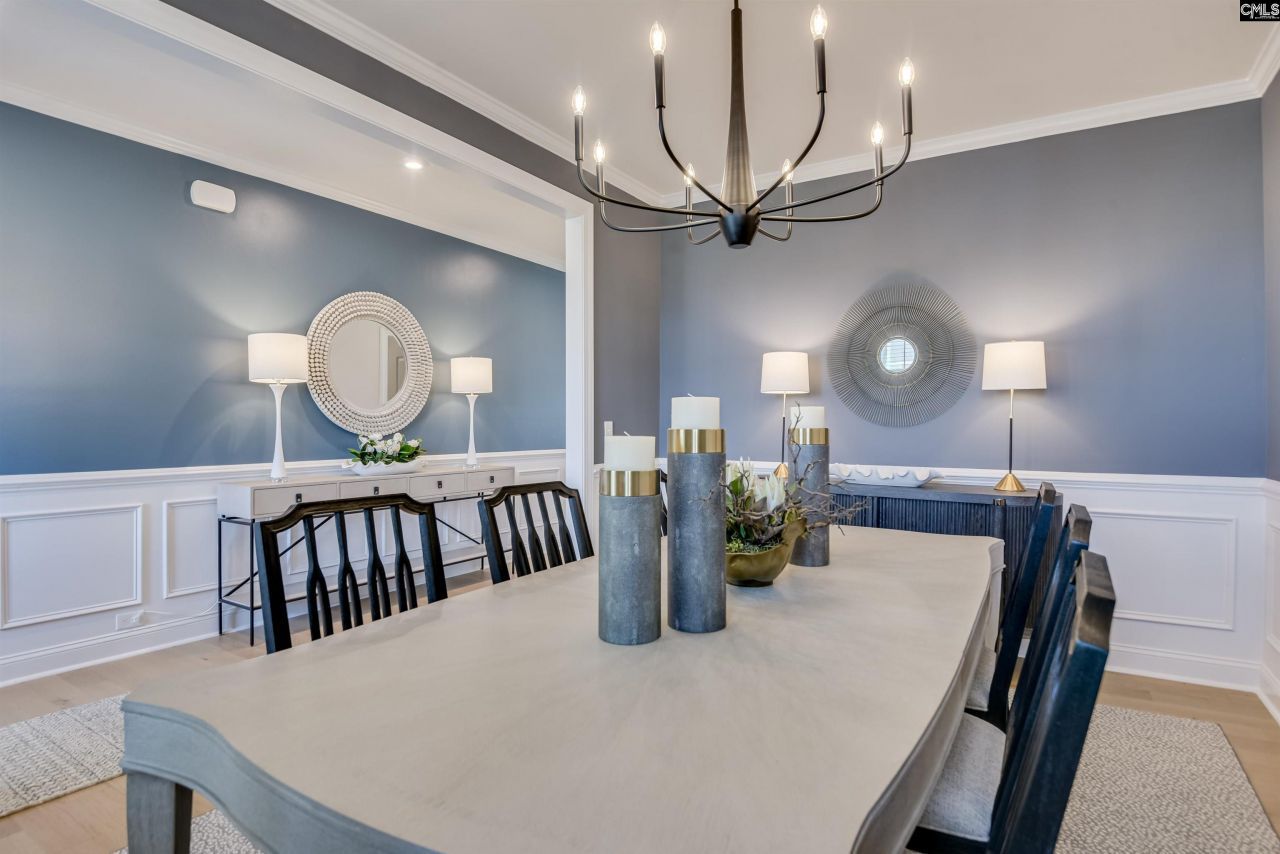 425 Hacienda Court Photo 4