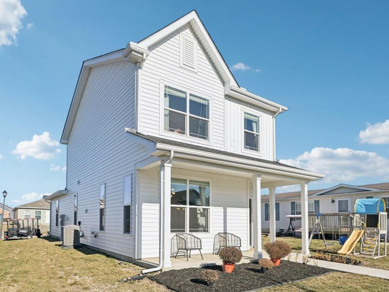 38 Waterman Avenue, Commercial Point, OH 43116 Photo 3