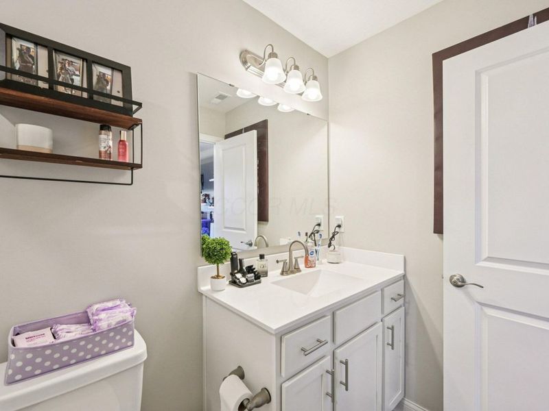 38 Waterman Avenue, Commercial Point, OH 43116 Photo 46