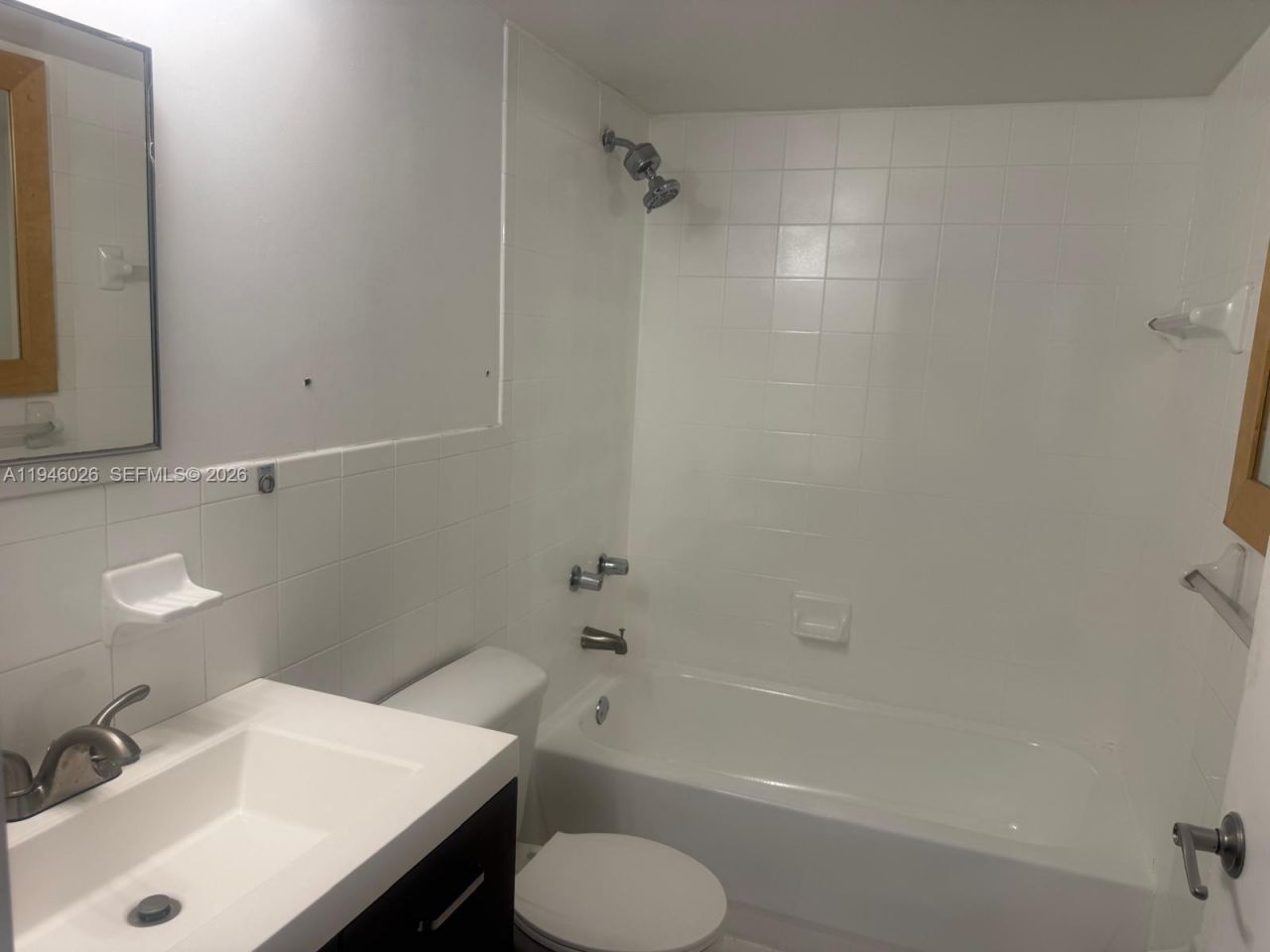 104 SW 9th St, Unit 1403, Miami, FL 33130 Photo