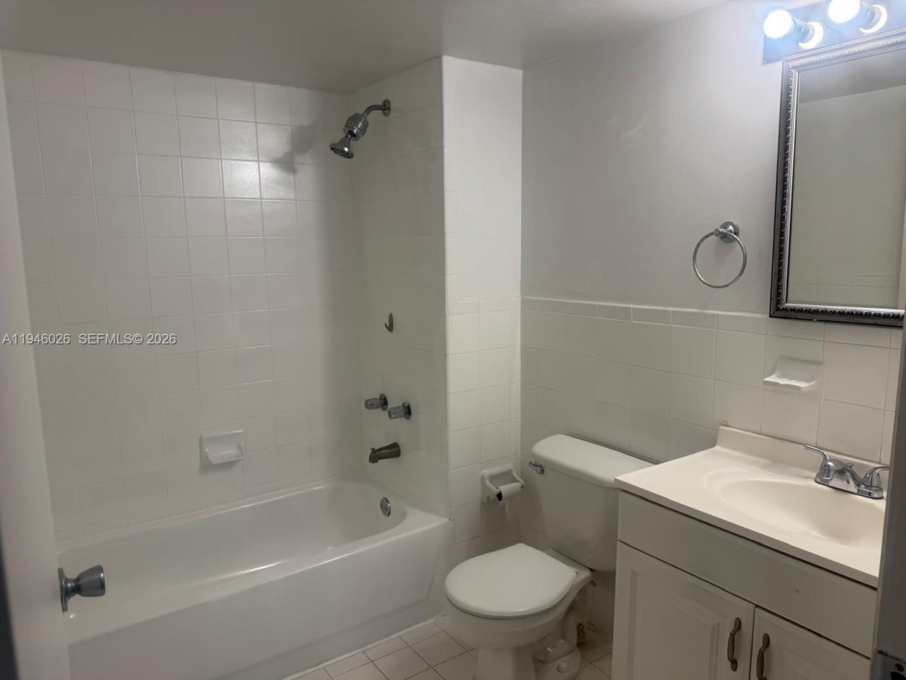 104 SW 9th St, Unit 1403, Miami, FL 33130 Photo