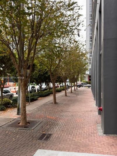 104 SW 9th St, Unit 1403, Miami, FL 33130 Photo