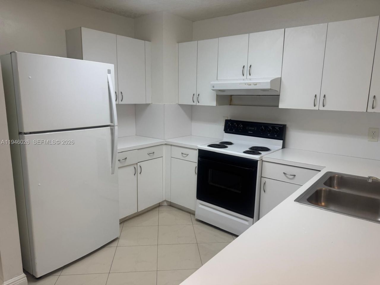 104 SW 9th St, Unit 1403, Miami, FL 33130 Photo