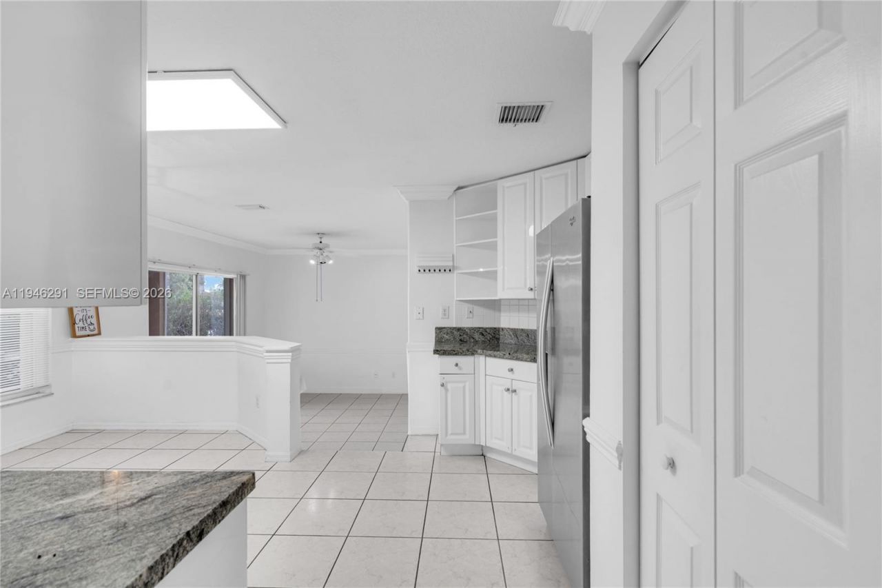 1413 SW 158th Ave , Pembroke Pines, FL 33027 Photo