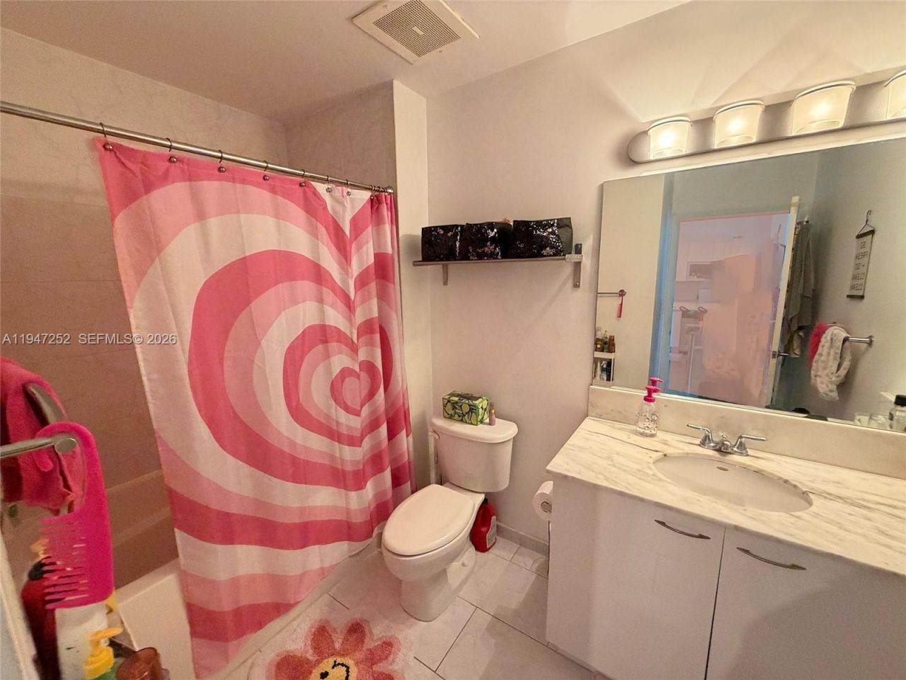 133 NE 2nd Ave , Unit 2107, Miami, FL 33132 Photo