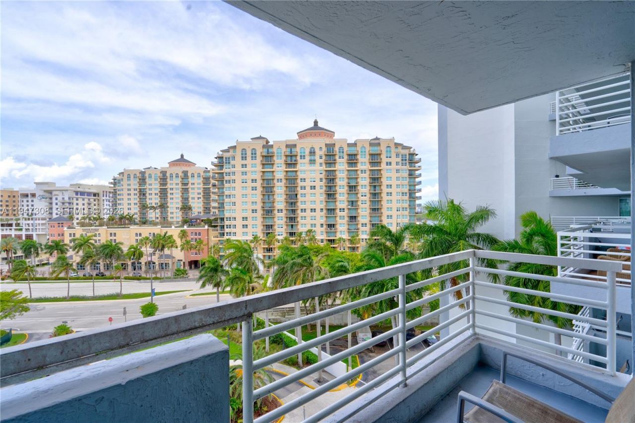 2670 E Sunrise Blvd , Unit 715, Fort Lauderdale, FL 33304 Photo