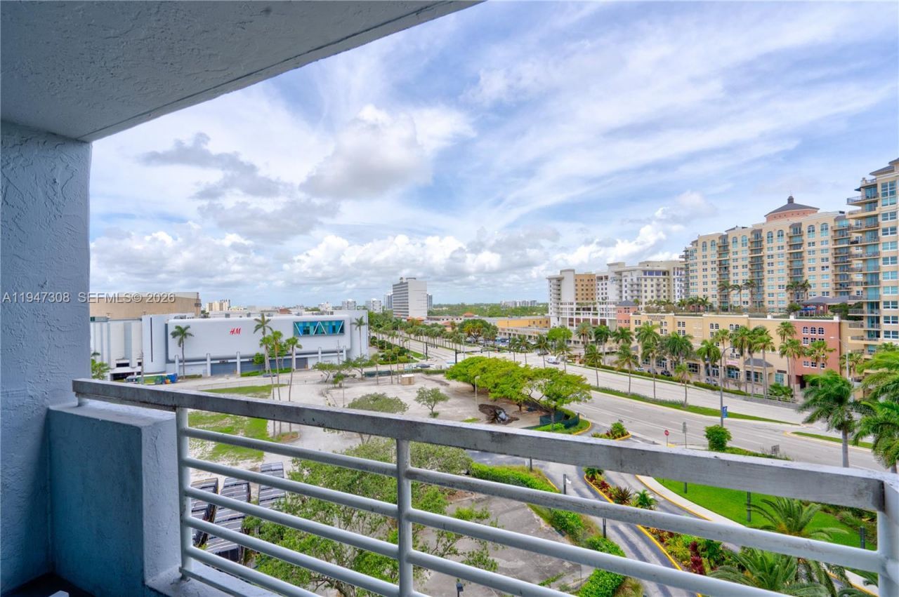 2670 E Sunrise Blvd , Unit 715, Fort Lauderdale, FL 33304 Photo