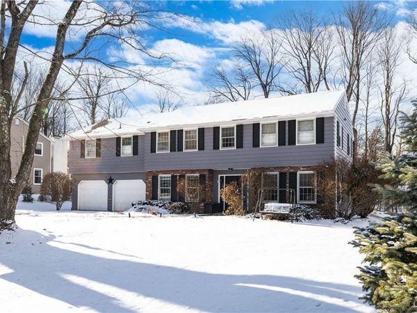 52 Woodberry Road, New Hartford, NY 13413