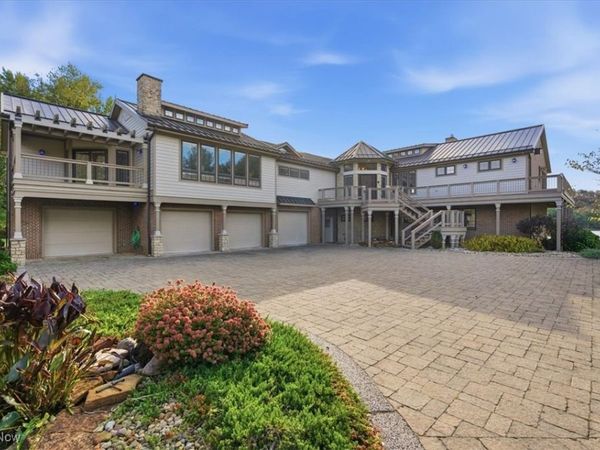 26436 State Route 7, Marietta, OH 45750